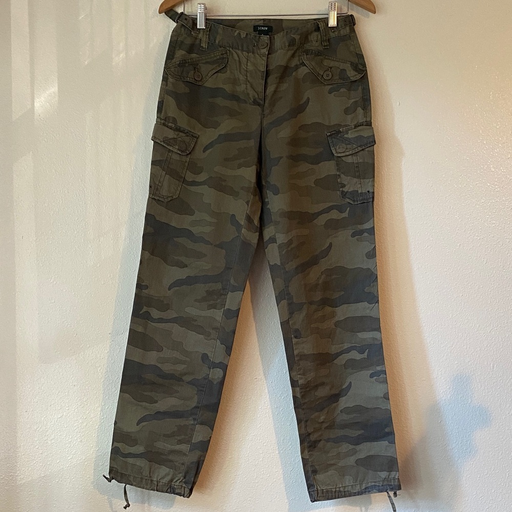 Y2K J. Crew Favorite Fit Green Camouflage Cargo Pants Women’s Size 4